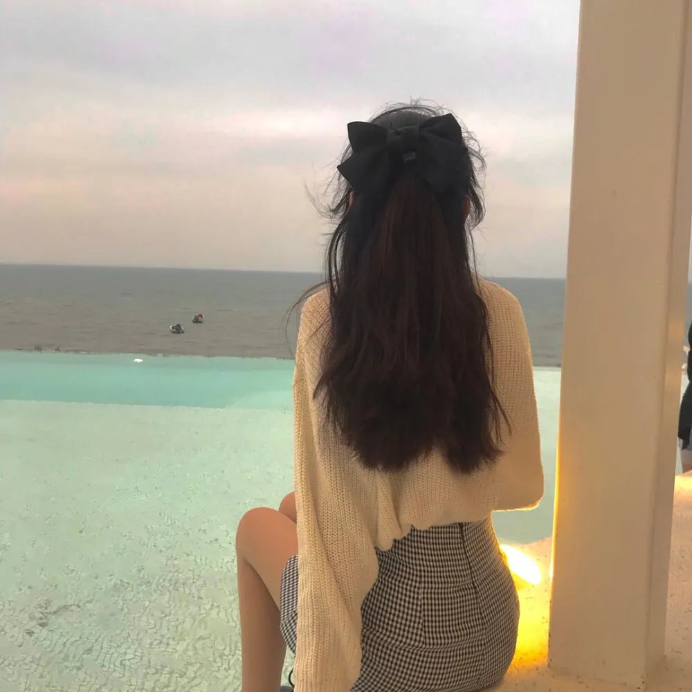 靠近我一点